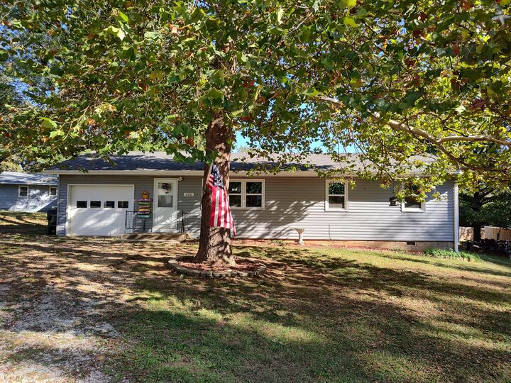 Property Photo:  608 N Terrace Lane  MO 65785 