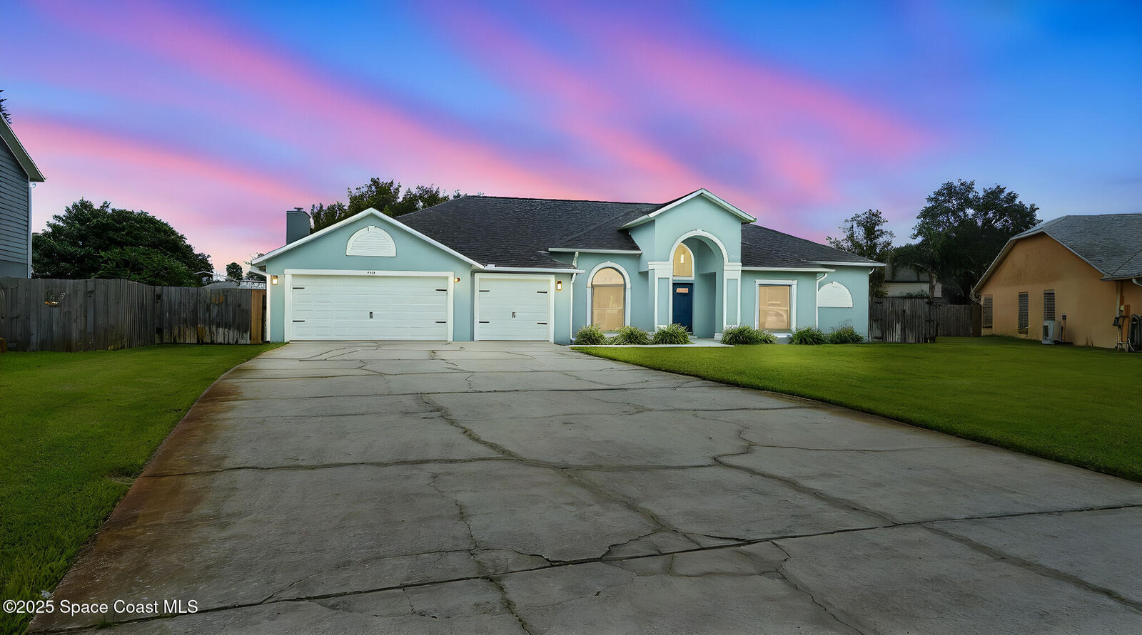 Property Photo: 2765 Notre Dame Drive FL 32780