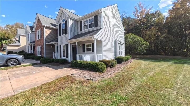 Property Photo:  28 Cedar Knoll Drive  NC 27407