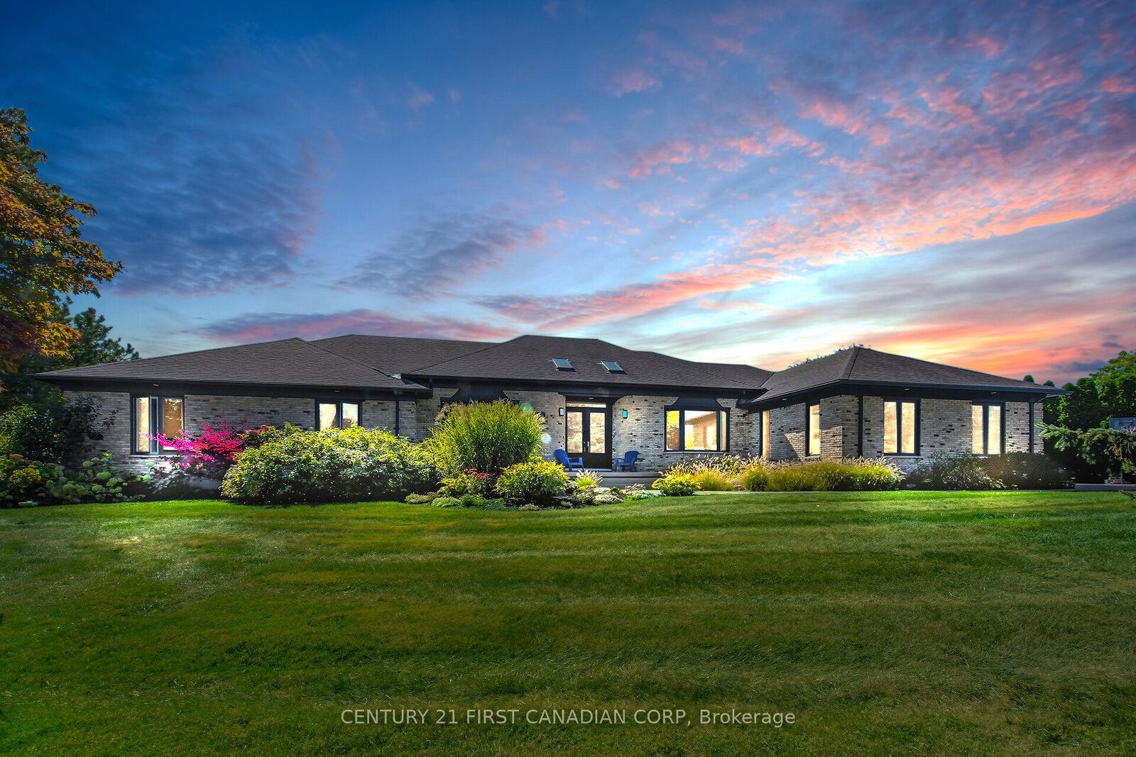 Photo de la propriété:  768 Franklinway Crescent  ON N6G 5C8