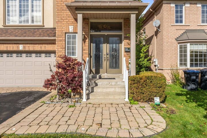 Property Photo:  23 Upper Highlands Drive  ON L6Z 4W1