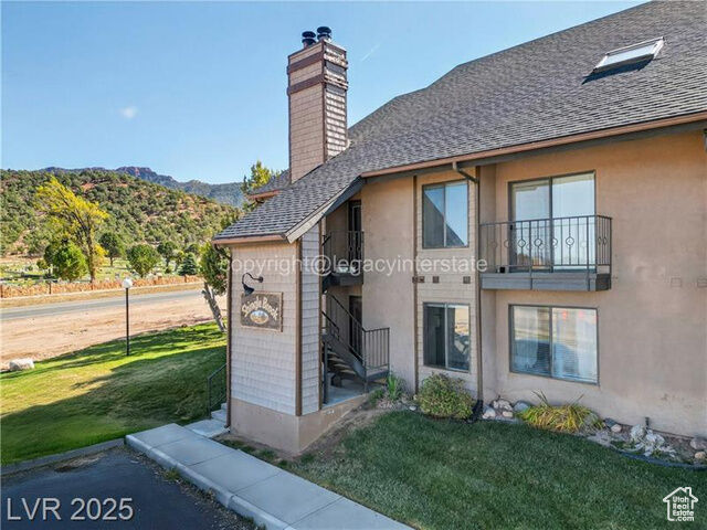 Property Photo: 390 E 300 S 3A UT 84761