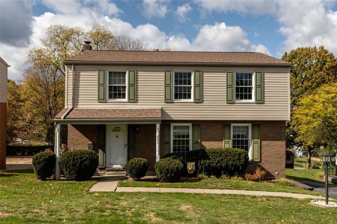 Property Photo: 492 Lorlita Lane PA 15102