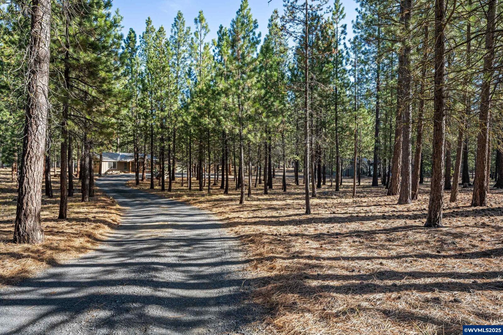 Property Photo:  14870 S Sugar Pine Wy  OR 97739