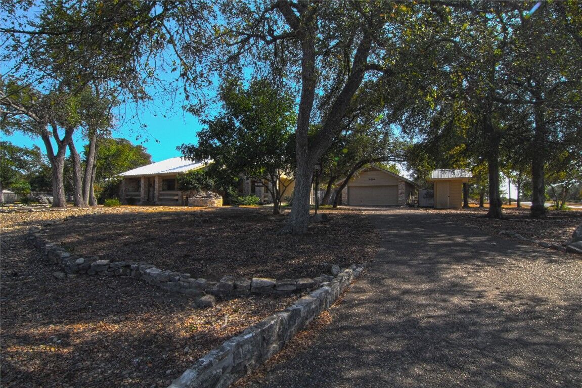 Property Photo: 2507 Chaparral Park Road TX 78652