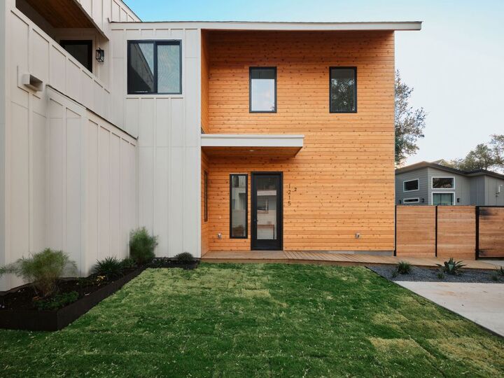 Property Photo:  1215 Fort Branch Boulevard 2  TX 78721