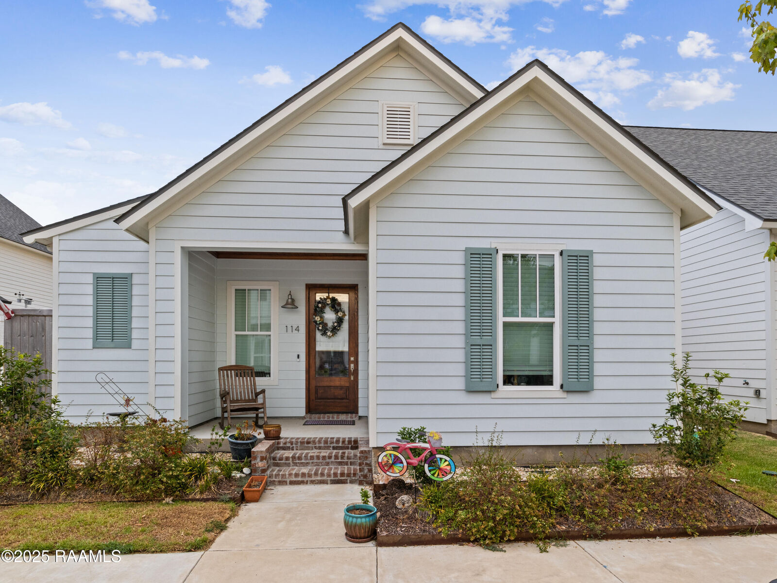 Property Photo: 114 San Juan Lane LA 70592