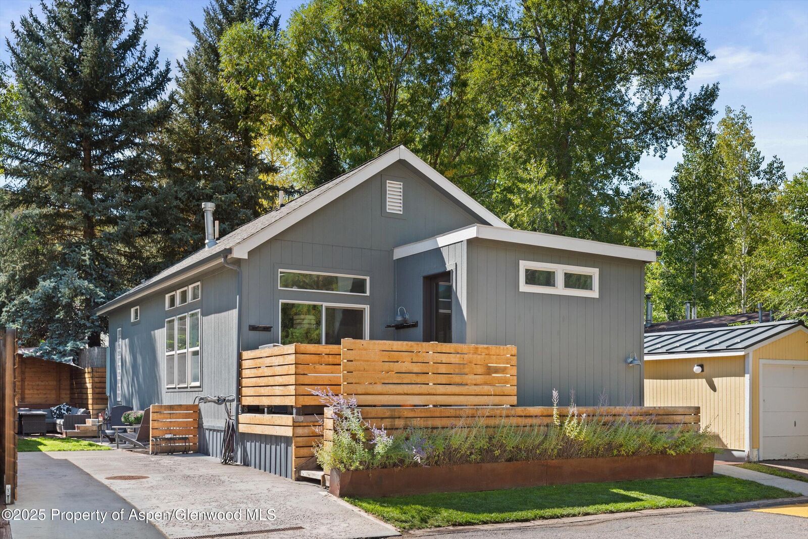 Property Photo:  55 Bear Trail  CO 81611 