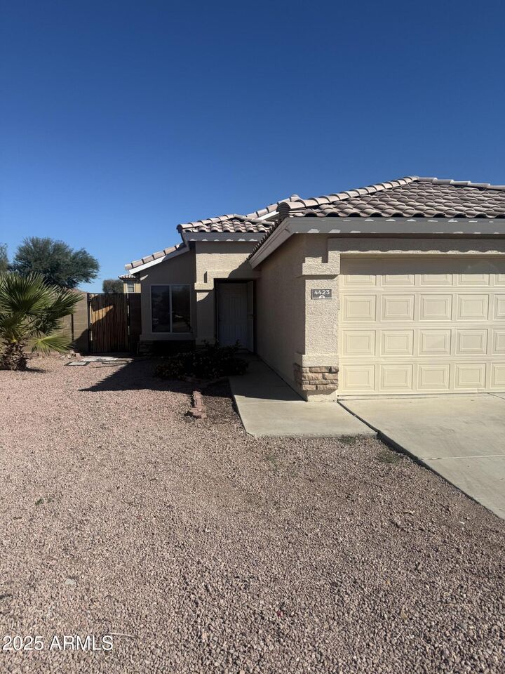 4423 N 112th Avenue  Phoenix AZ 85037 photo