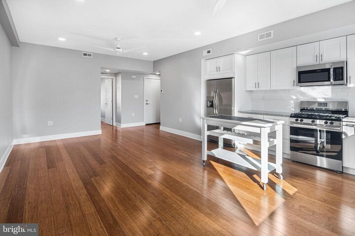 Property Photo:  2002 Annin Street 2  PA 19146