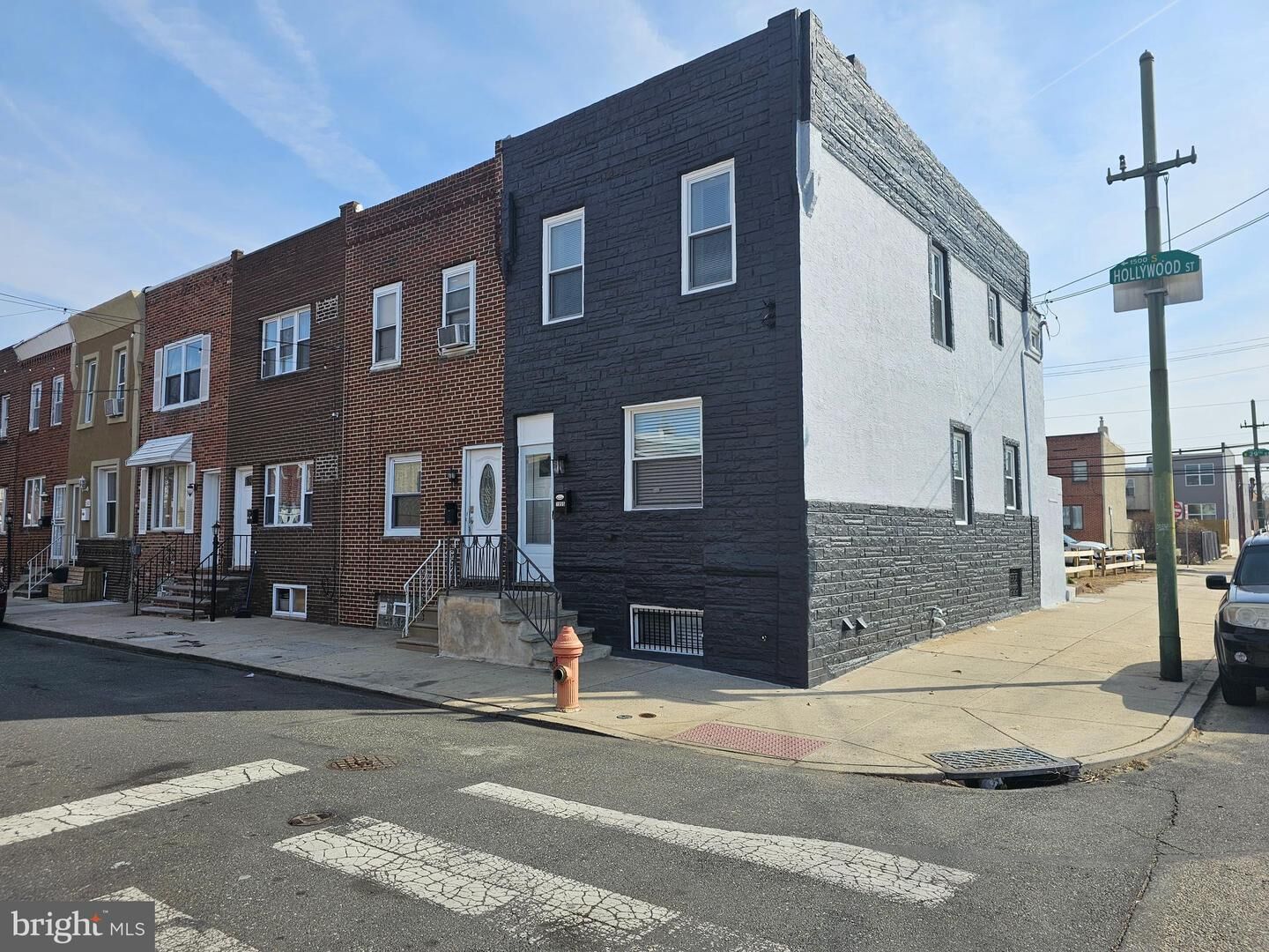 Property Photo:  1555 S Hollywood Street  PA 19146