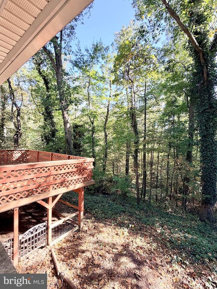 Property Photo:  9513 Stevebrook Road  VA 22032 