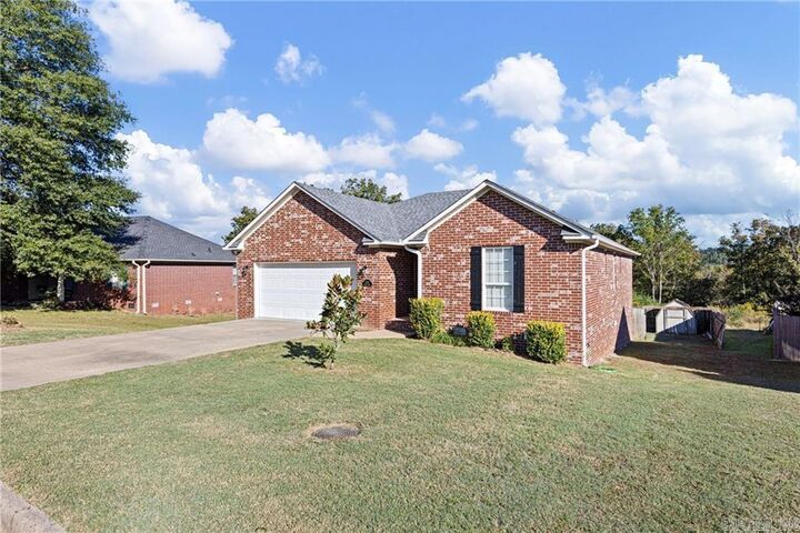 Property Photo:  1123 Holly  AR 72802 