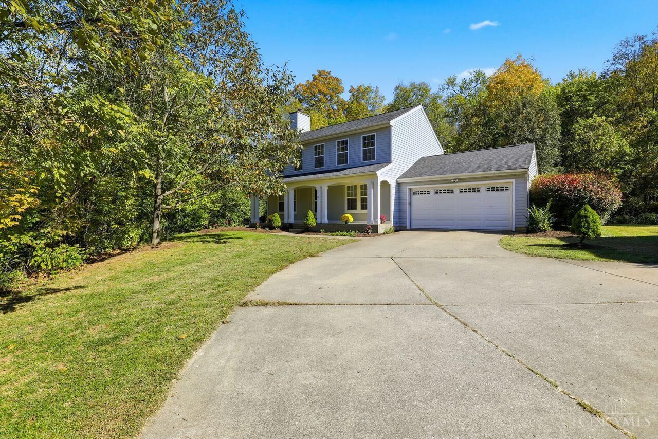 Property Photo:  4 Woods Edge Lane  OH 45102