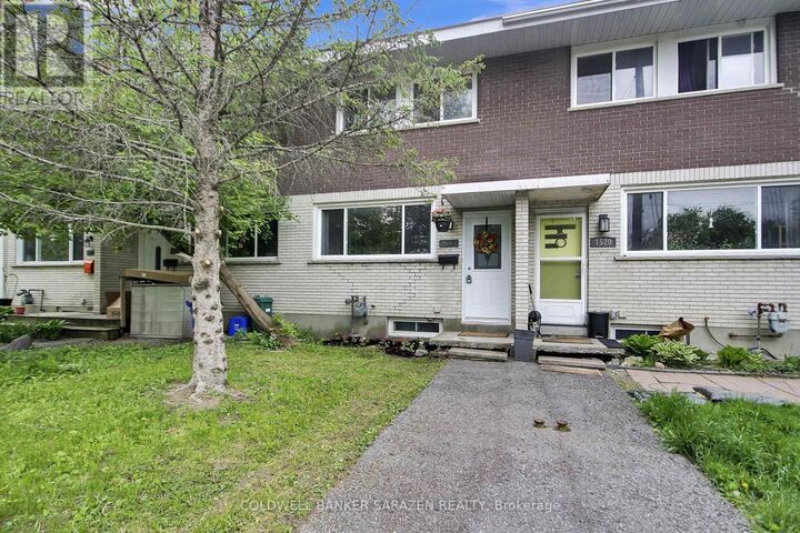 Photo de la propriété:  1518A Lepage Avenue  ON K1Z 8C9 