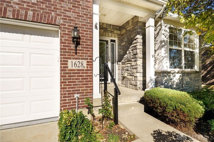 Property Photo:  1628 N Wood Creek Drive  OH 45458