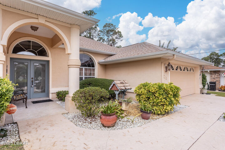 Property Photo: 25 Woodlyn Lane FL 32164