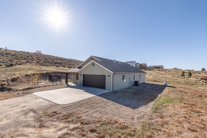 Property Photo:  424 White Oak Drive  NV 89801