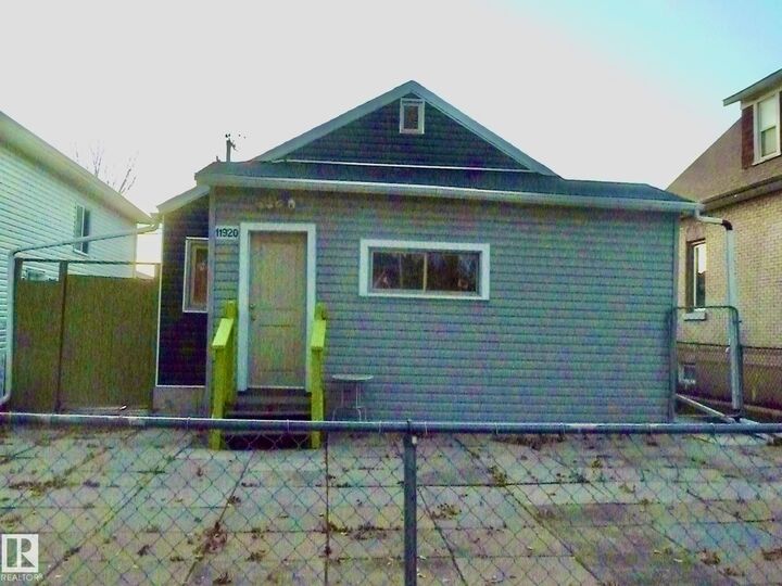 11920 96 Street NW  Edmonton AB T5G 1V5 photo