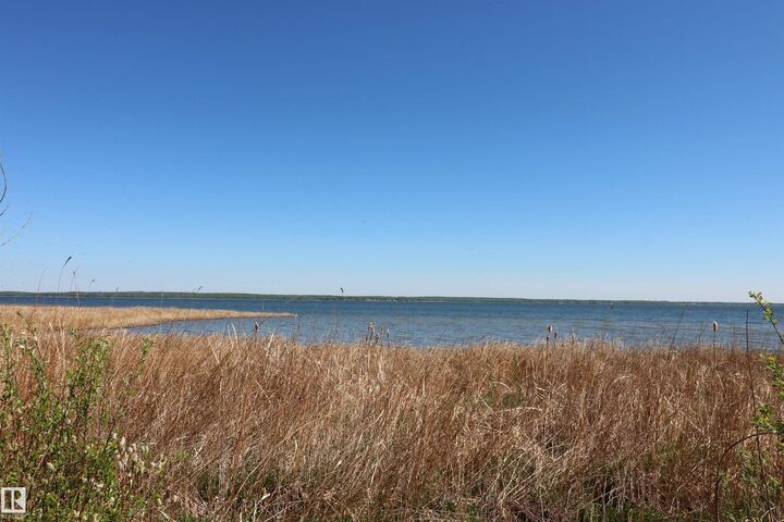 Property Photo: 514 54411 Rge Rd 40 AB T0E 0A0