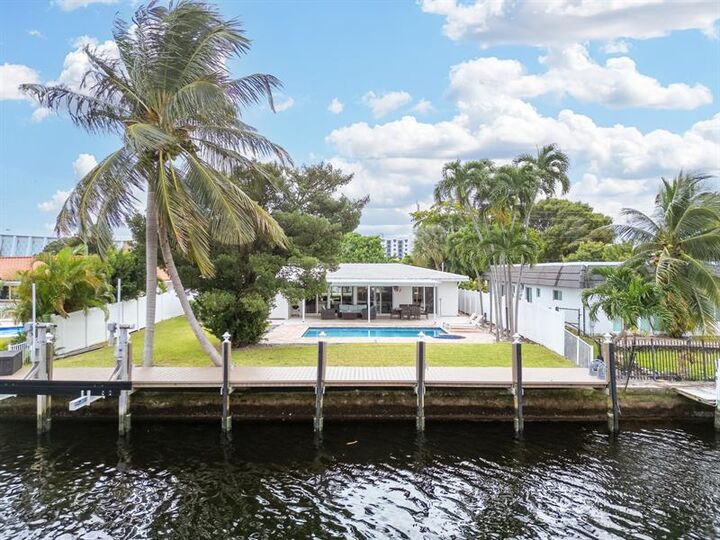 2031 NE 14th Ct  Fort Lauderdale FL 33304 photo