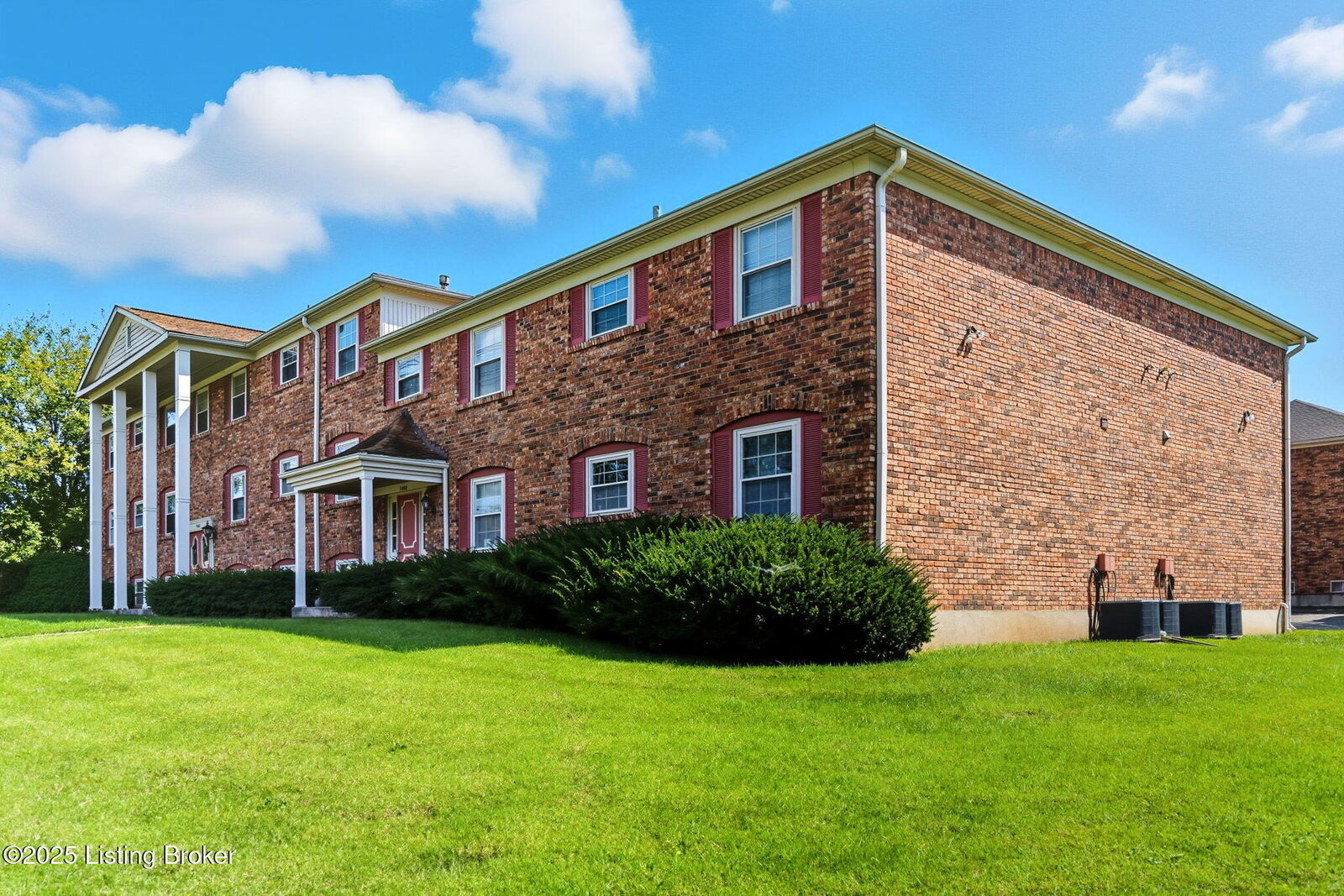 Property Photo:  7400 Six Mile Ln  KY 40220 