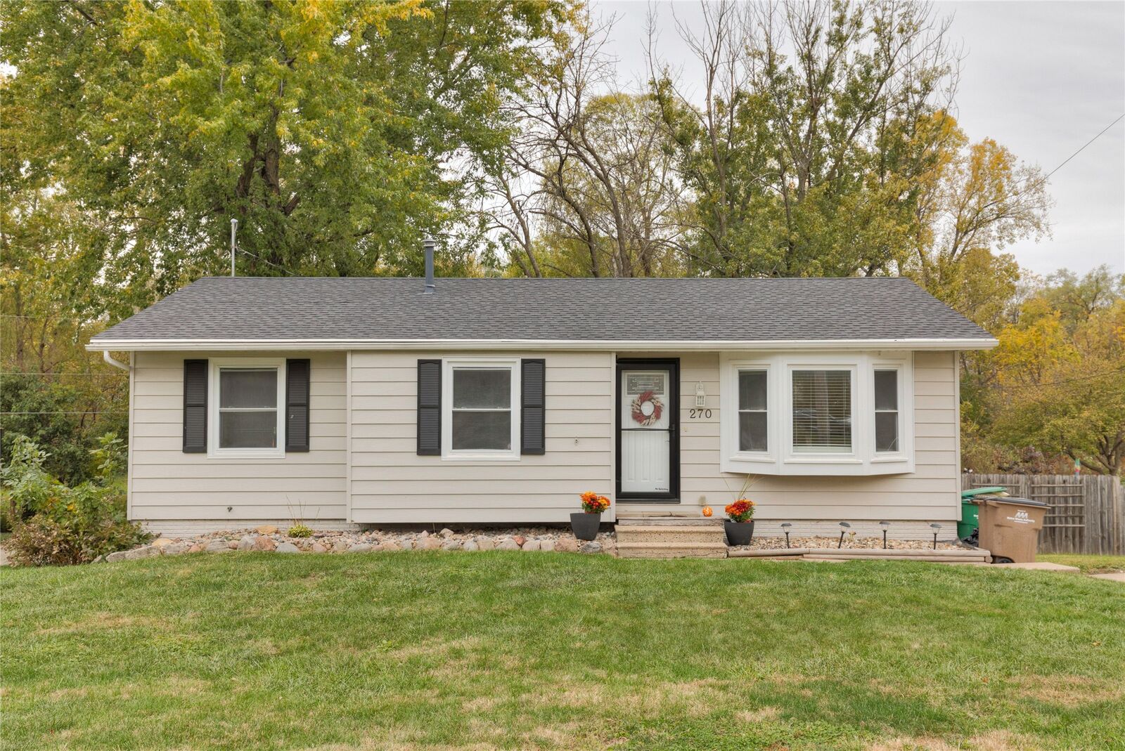 Property Photo:  270 N Pleasant Hill Boulevard  IA 50327