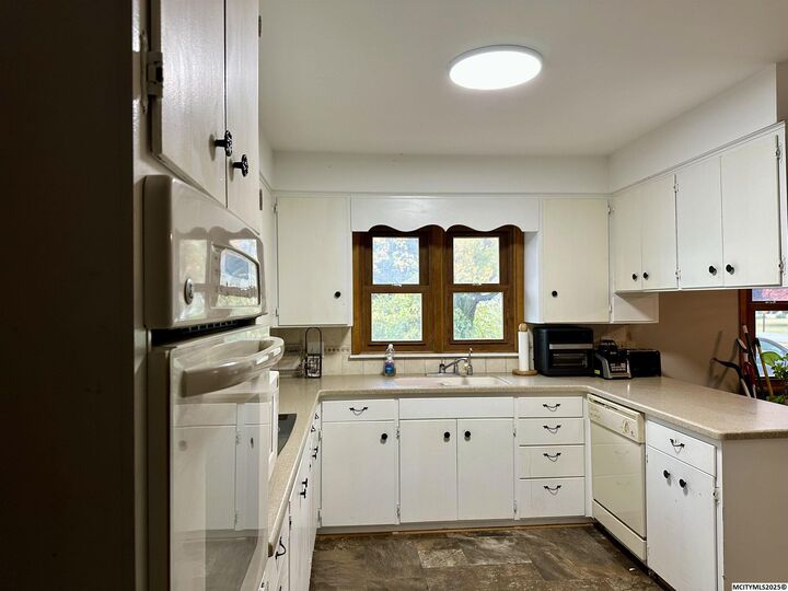 Property Photo: 415 3rd Ave NW IA 50424