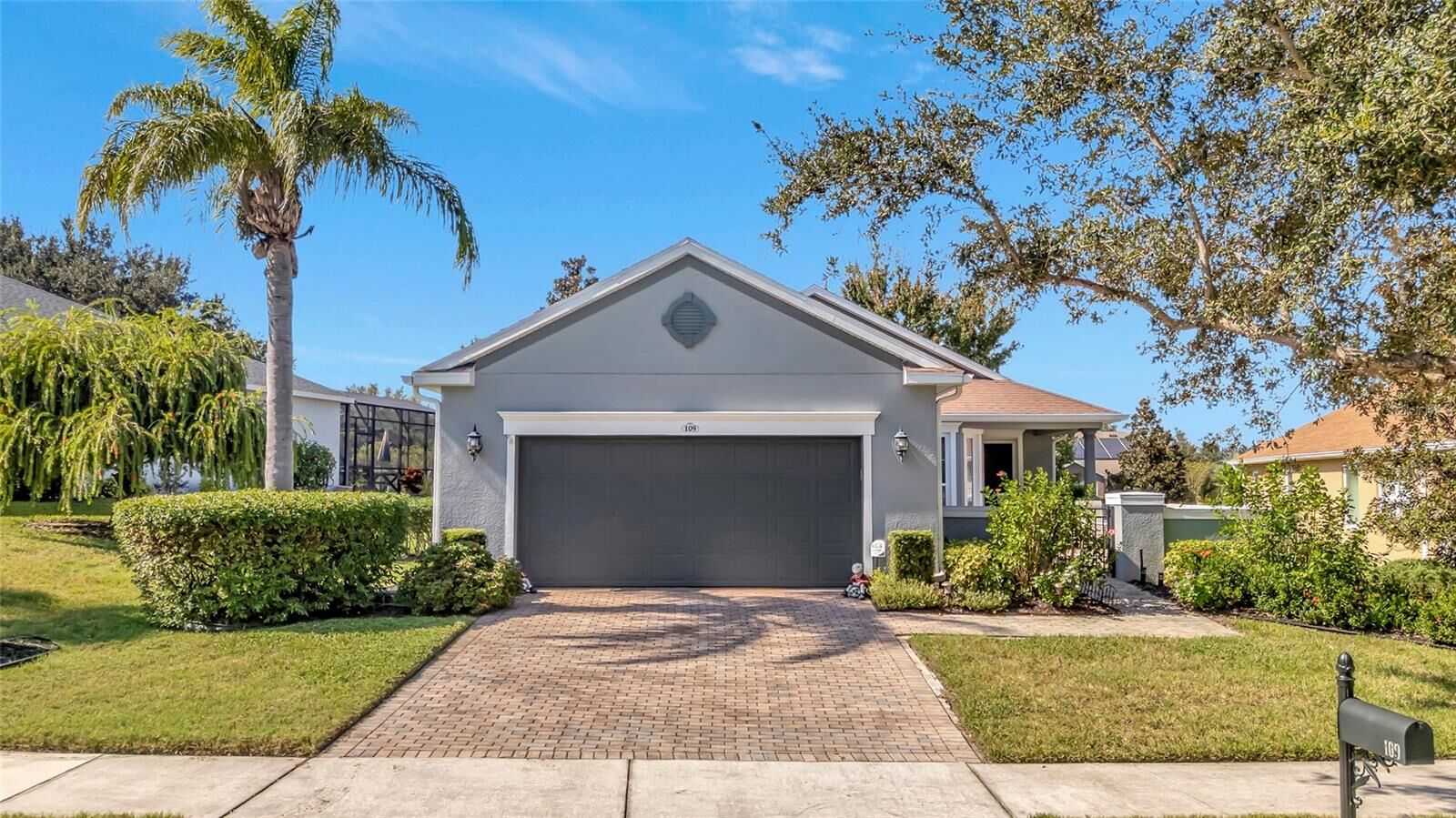 Property Photo:  109 Falling Acorn Avenue  FL 34736 