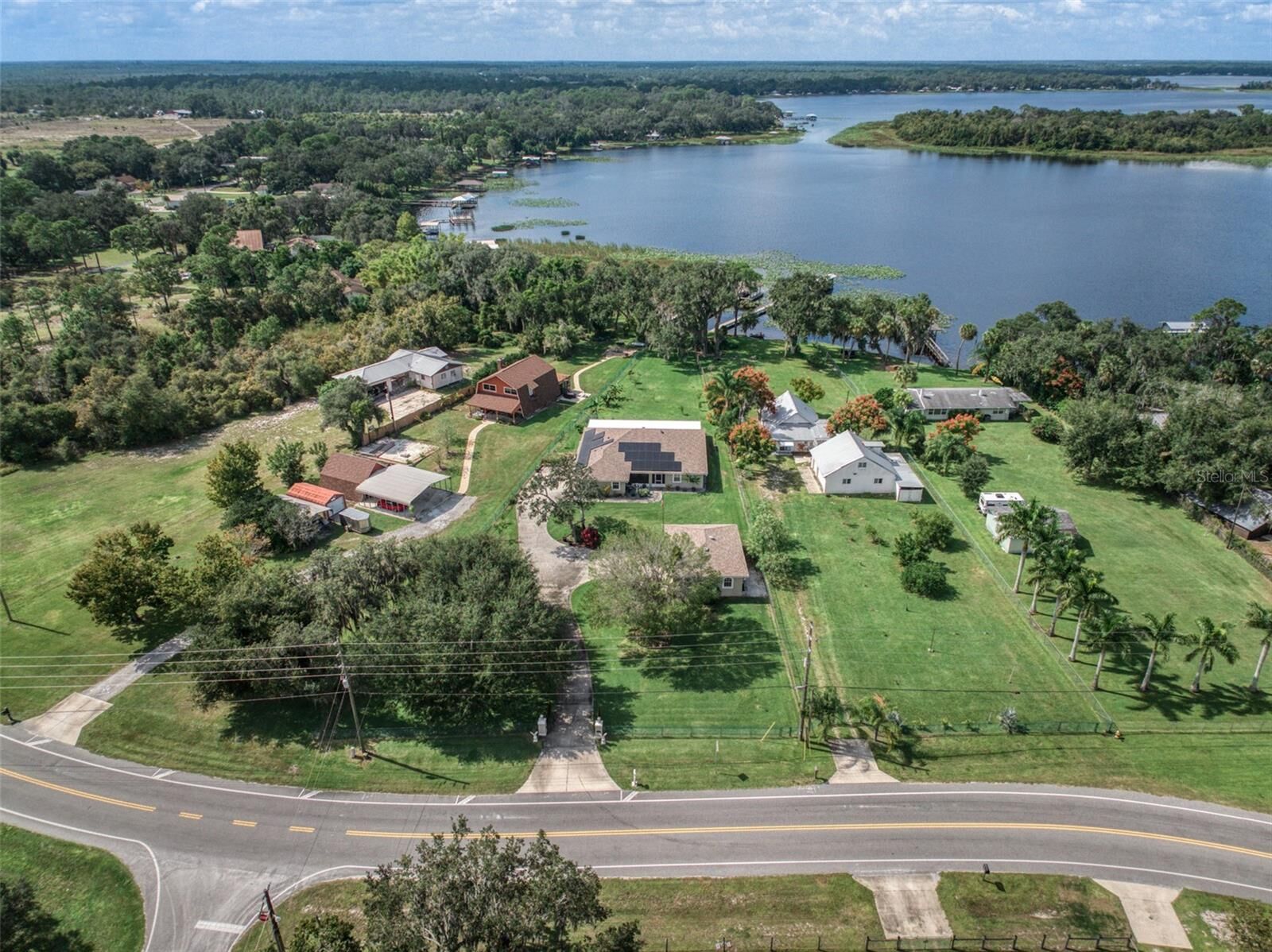 Property Photo:  1360 Lake Josephine Drive  FL 33875