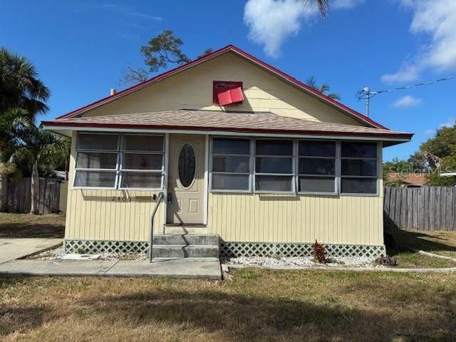 Property Photo:  2406 10th Street W  FL 34205