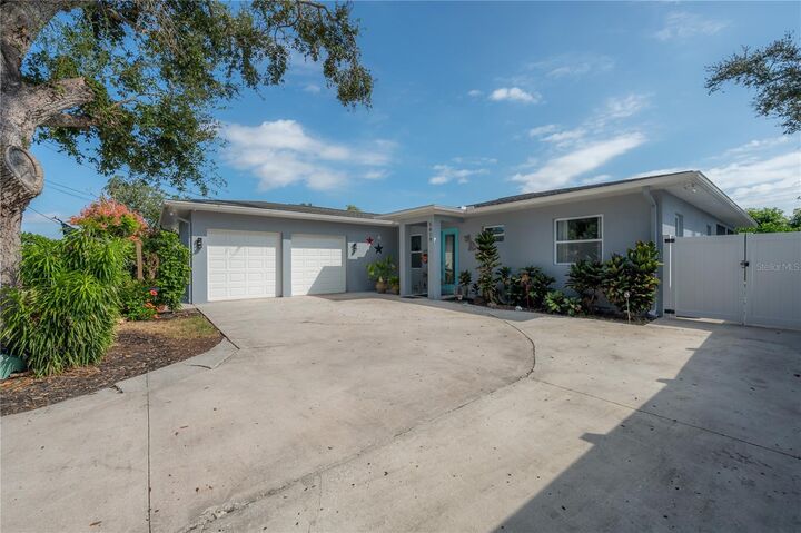 5619 25th Street W  Bradenton FL 34207 photo