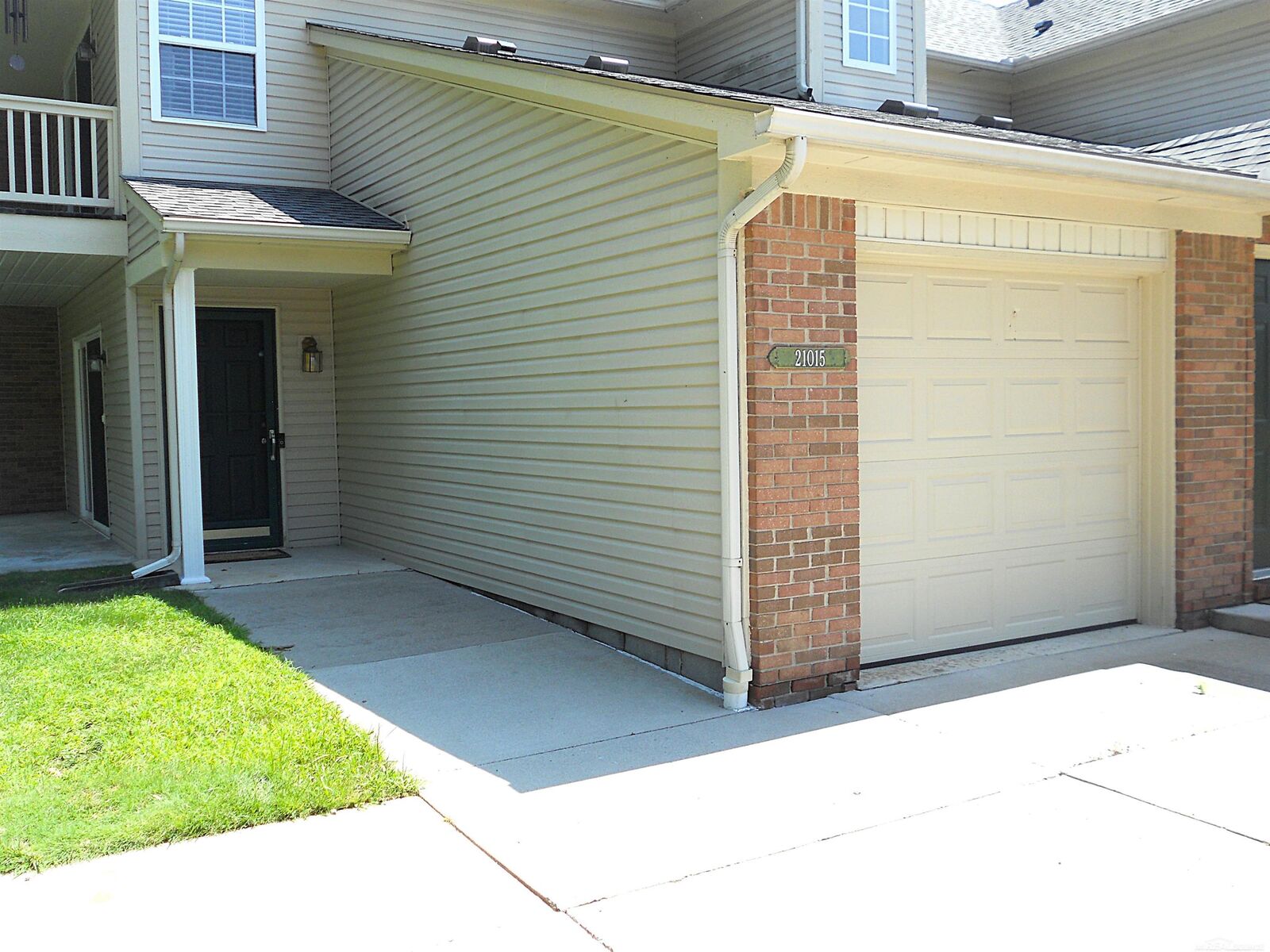 Property Photo:  21015 Cooper Drive  MI 48044