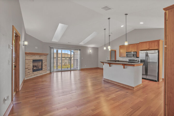 Property Photo:  1632 Grey Fox Trl 22  WI 53149