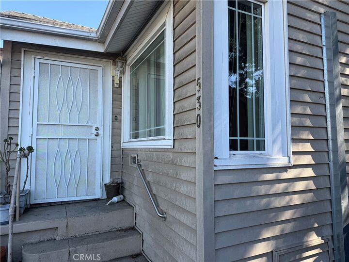 Property Photo:  530 W Colden Avenue W  CA 90044