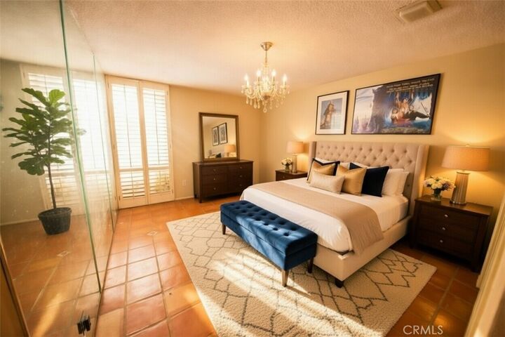 Property Photo: 425 S Kenmore 206 CA 90020