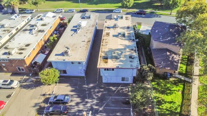 Property Photo: 215 Coventry Drive CA 95207