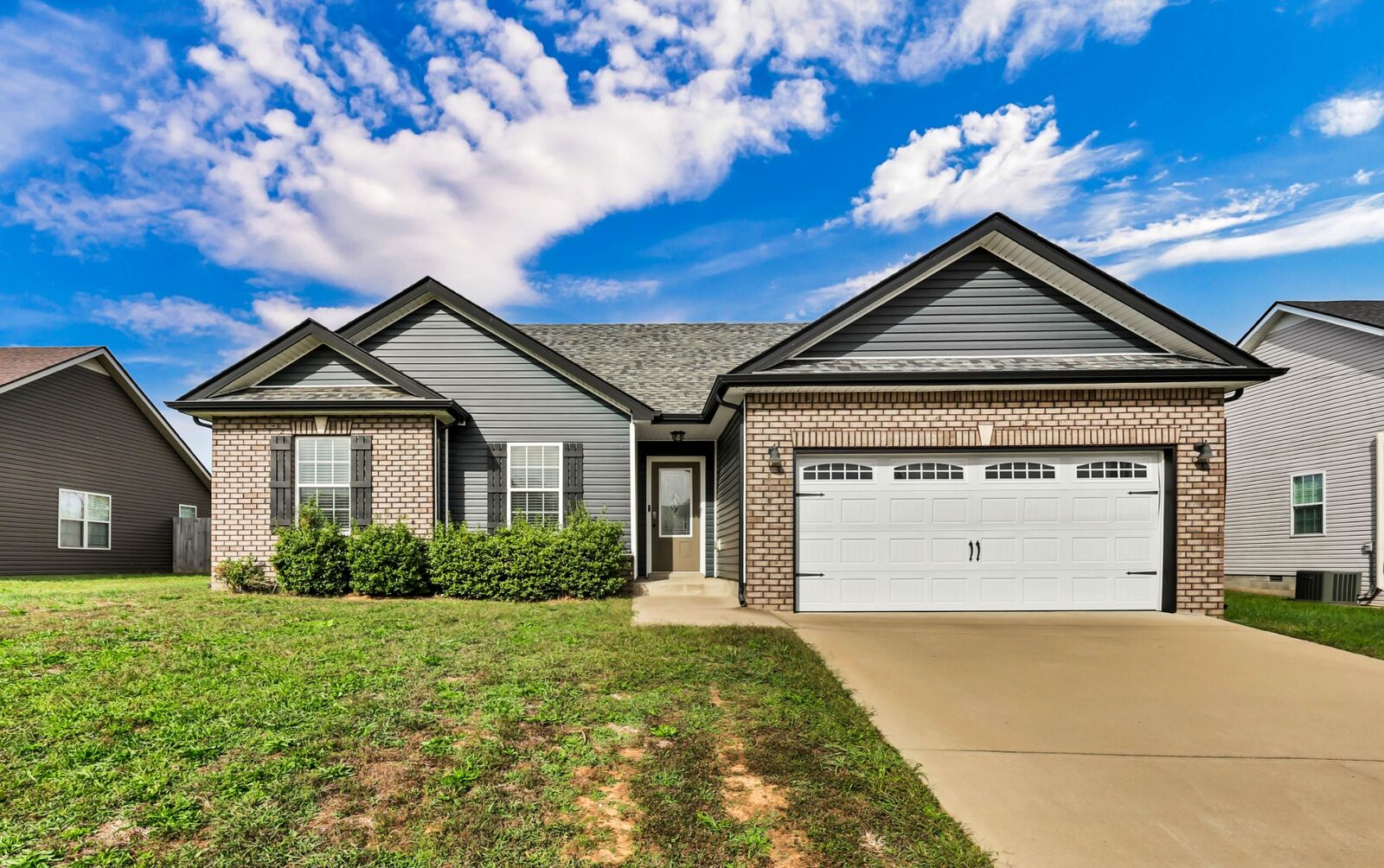 Property Photo:  112 Ambridge St  KY 42262