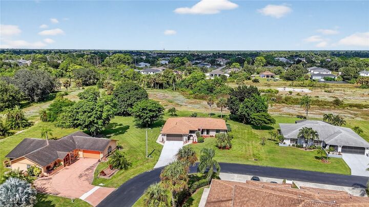 Property Photo: 19903 Lake Vista Circle N FL 33936