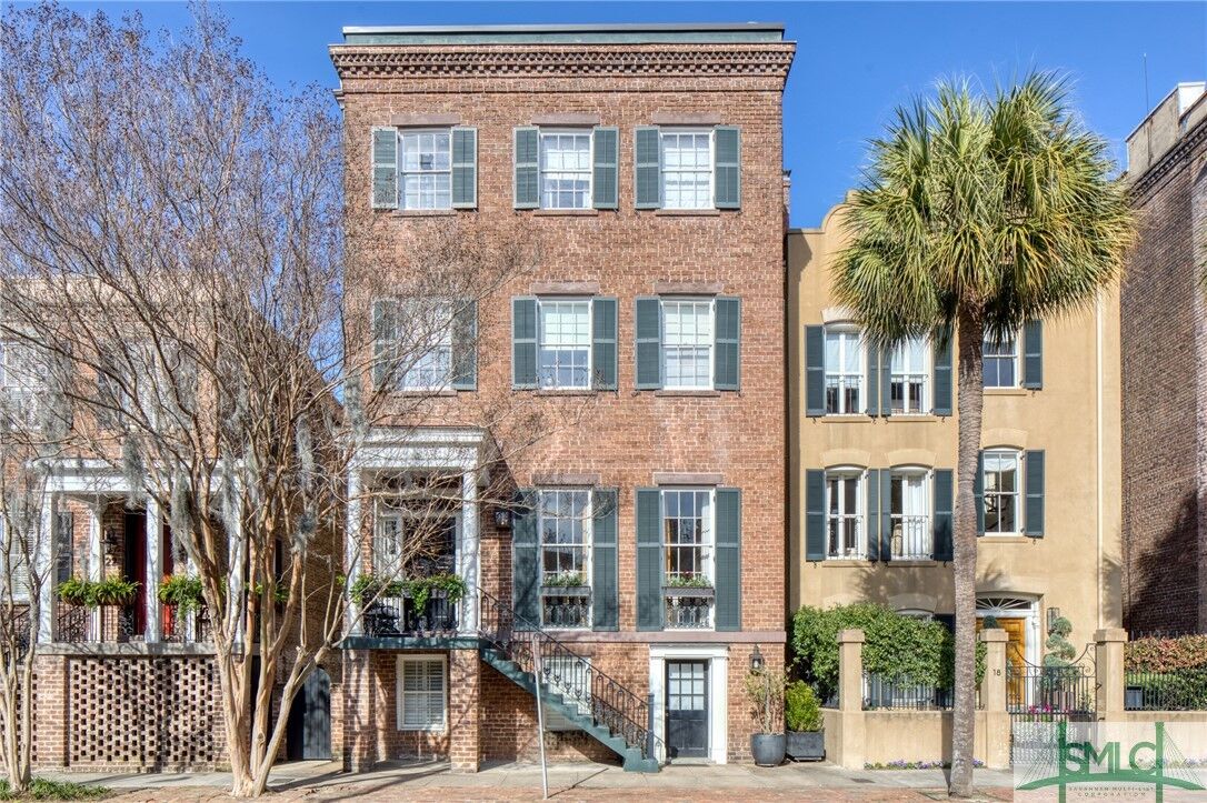 Property Photo:  20 W Taylor Street  GA 31401 