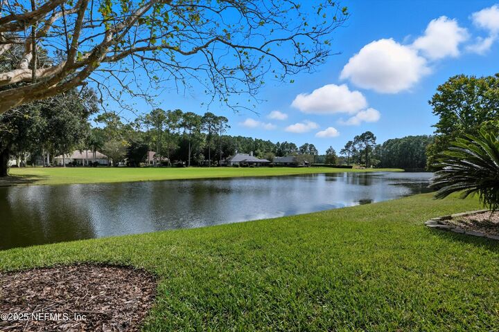 Property Photo: 4528 E Seneca Drive FL 32259