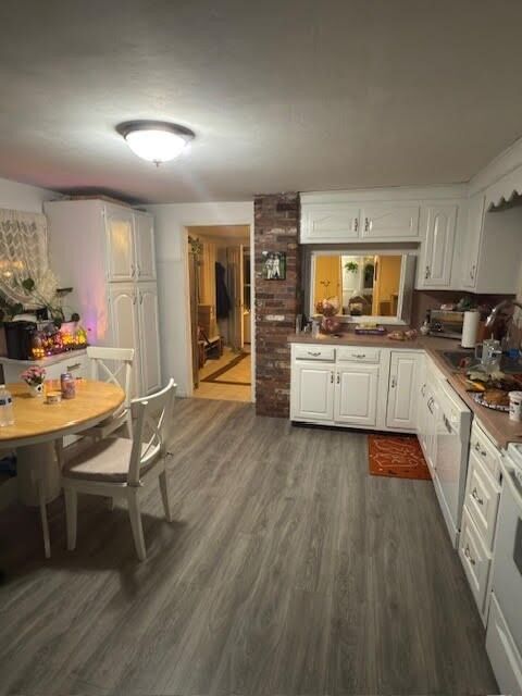 Property Photo:  72 Charles 2  MA 02048 