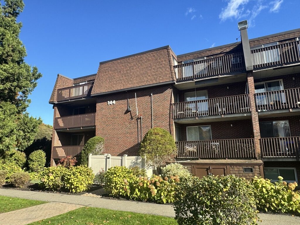 Property Photo:  144 Kenrick St 12  MA 02135