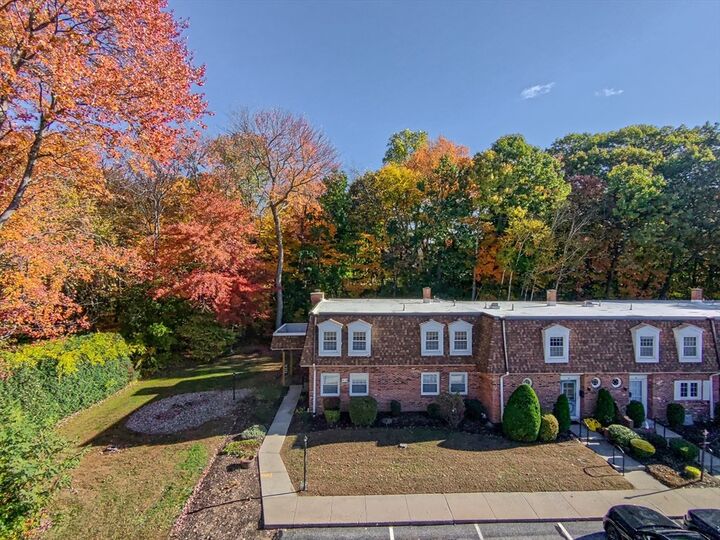 Property Photo:  39 W Summit St 36  MA 01075