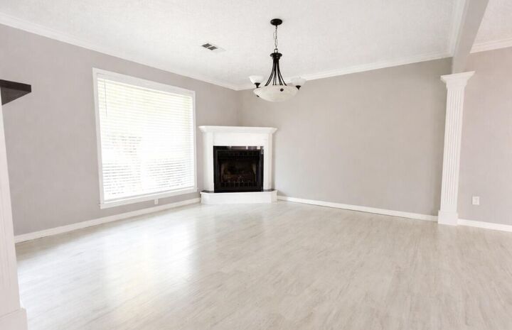 Property Photo:  2600 Robert E Lee Dr  LA 70634 