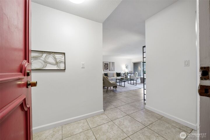 Property Photo:  4545  Sand Point Way NE 203  WA 98105