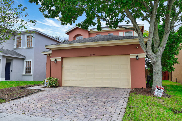 Property Photo:  9323 Breakers Row  FL 34945