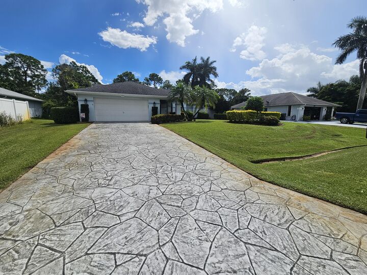 Property Photo:  2888 SE Pace Drive  FL 34984