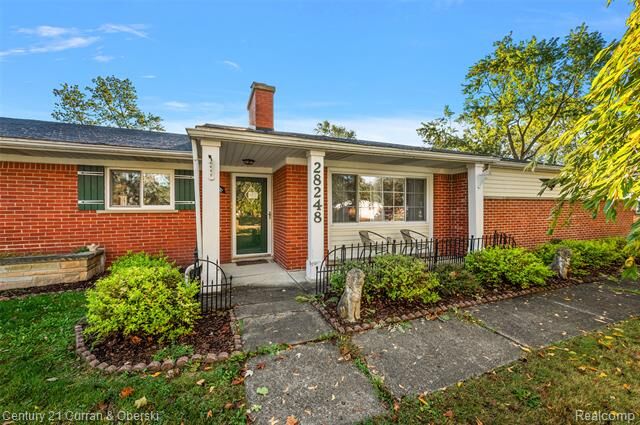 Property Photo:  28248 Bayberry Road  MI 48331