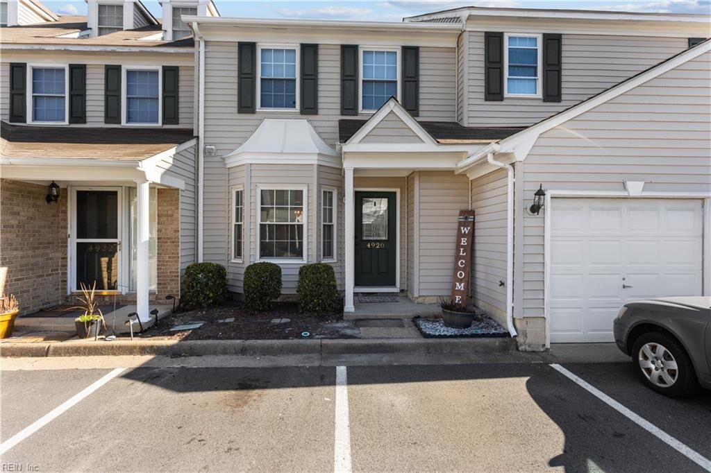 Property Photo:  4920 April Ave  VA 23464 